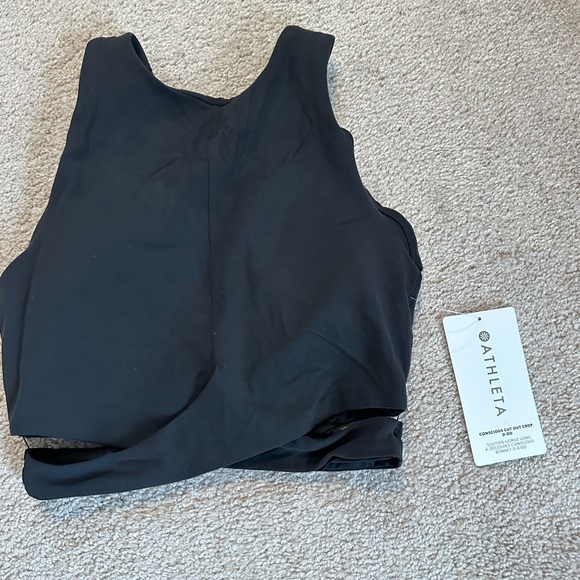 ATHLETA Conscious Cut Out Crop Tank - Picture 3 of 4